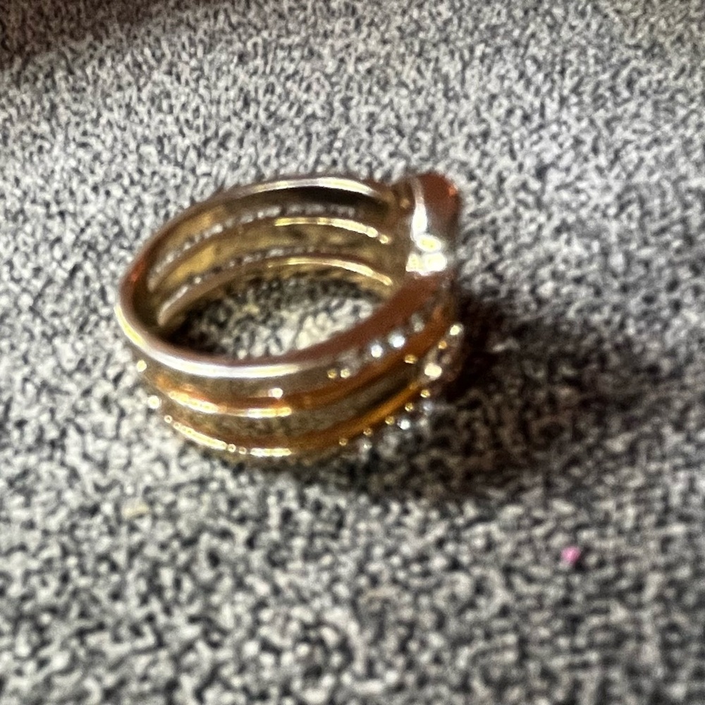 JBH* G by Guess Goldtone Ring wiFaux Diamonds - Picture 3 of 8